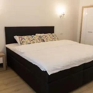 M Otel